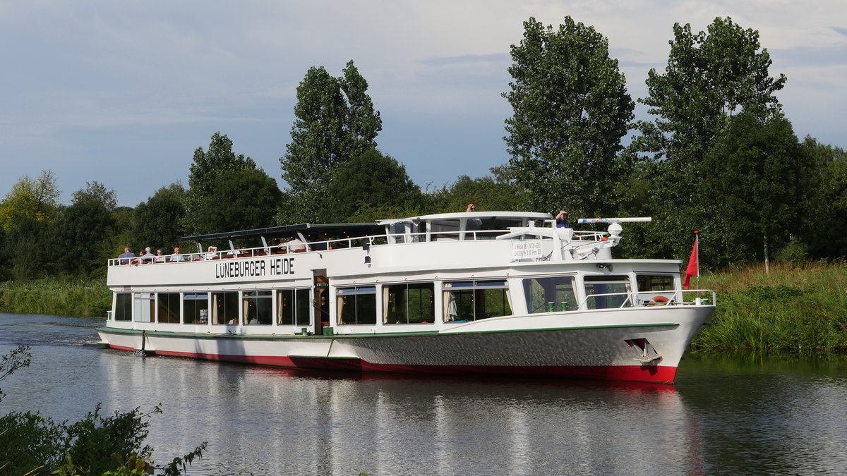 FGS LÜNEBURGER HEIDE, Artlenburg, ENI 04306440, Reederei J. Wilcke auf dem Elbe-Lübeck-Kanal unterhalb Schleuse Witzeeze zu Tal Richtung Lauenburg; 31.07.2019
