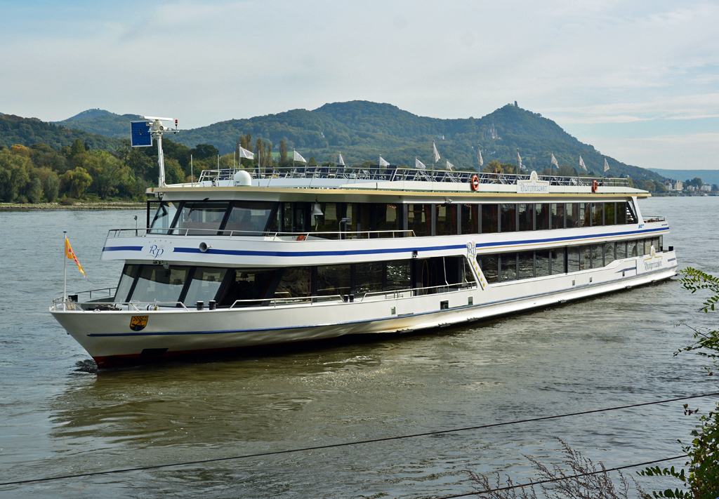 FGS  Rheinprinzessin  auf dem Rhein in Plittersdorf - 12.10.2014