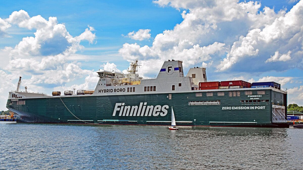 FINNECO I (IMO 856830, Finnlines) am 26.06.2022 in Travemünde