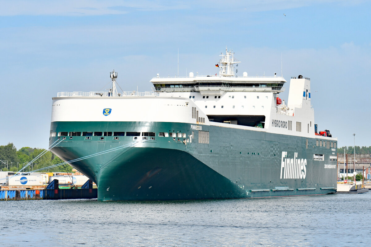 FINNECO III (IMO: 9856854, Finnlines) am 22.05.2023 beim Skandinavienkai in Lübeck-Travemünde