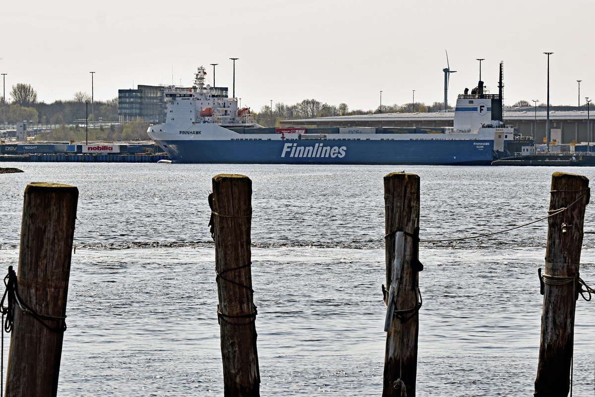 FINNHAWK (IMO: 9207895) am 12.04.2020 am Skandinavienkai in Lübeck-Travemünde