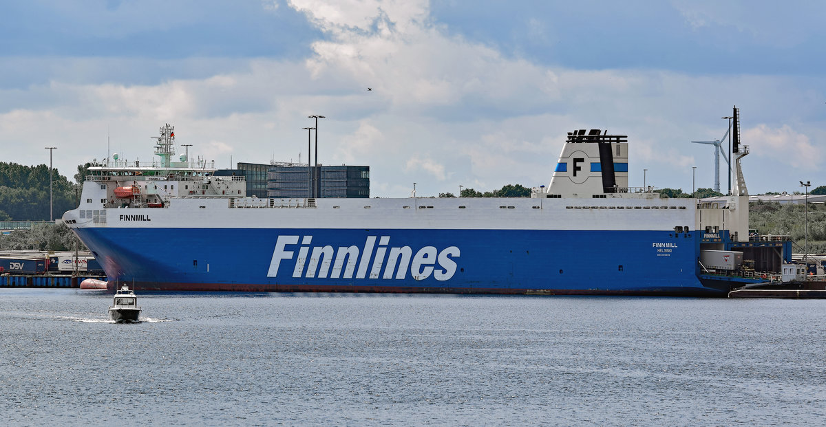 FINNMILL (Finnlines) am 13.08.2017 am Skandinavienkai in Lübeck-Travemünde