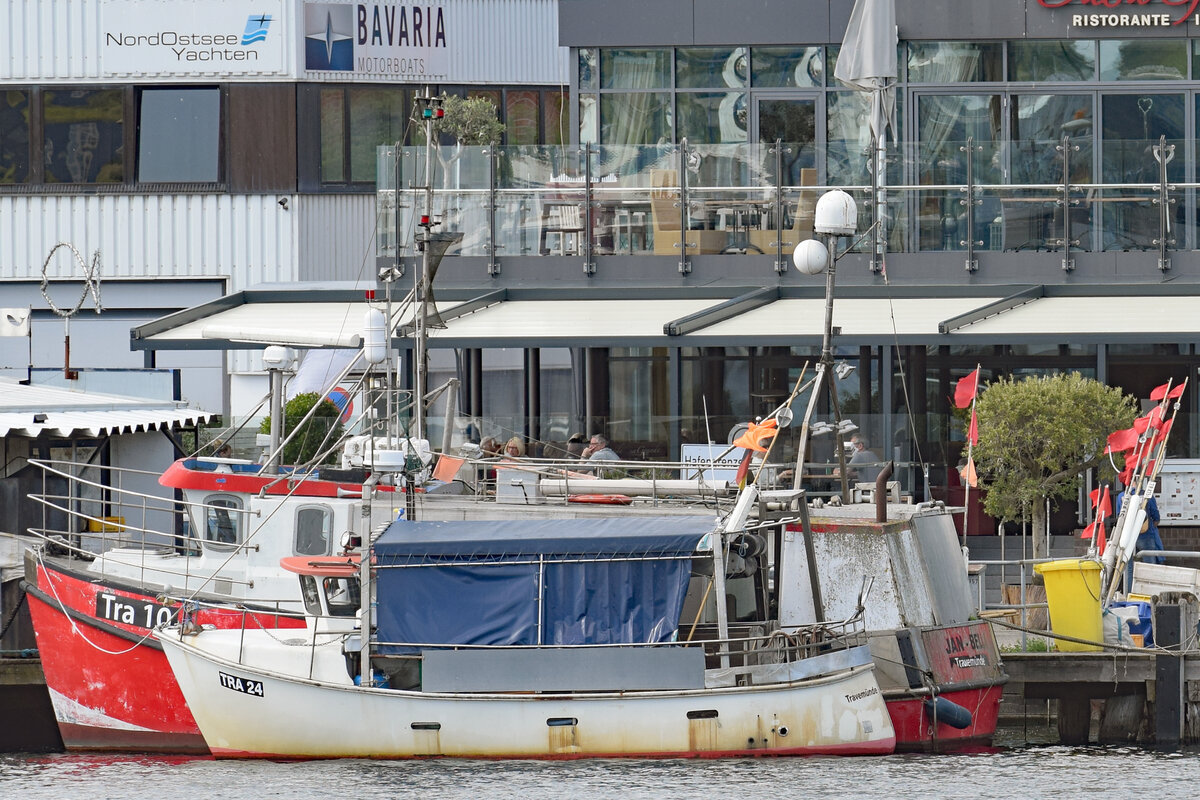 Fischereifahrzeug TRA 24 PETRA am 24.5.2021 in Lübeck-Travemünde