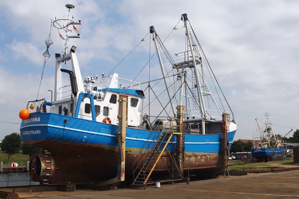 Fischereifahzeug („Fischkutter“) SU 14 / MADONNA; Datum: 25.07.2026; Aufnahmeort: Nordsee/Hafen B�sum, Deutschland.
