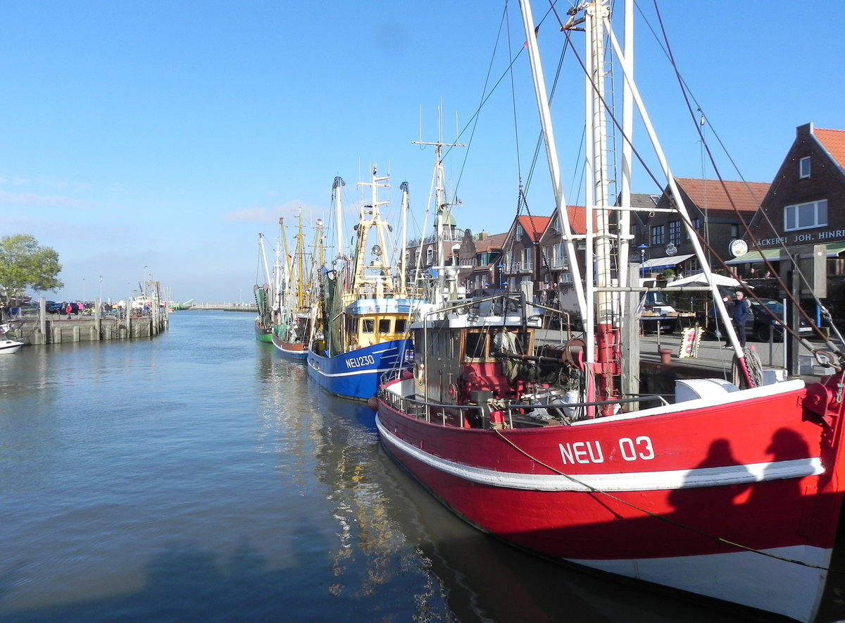 Fischkutter im Hafen von Neuharlingersiel am 28.10.2020.