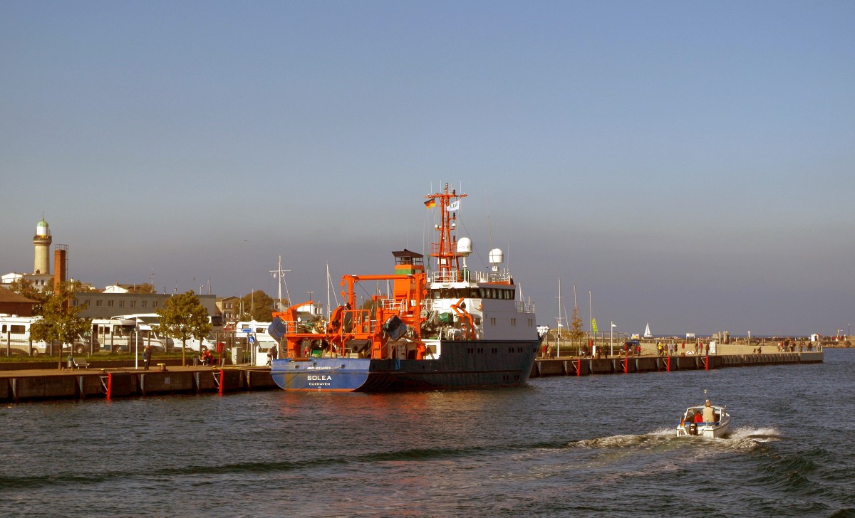 Fishing Support Vessel Solea am 03.10.15 in Warnemünde