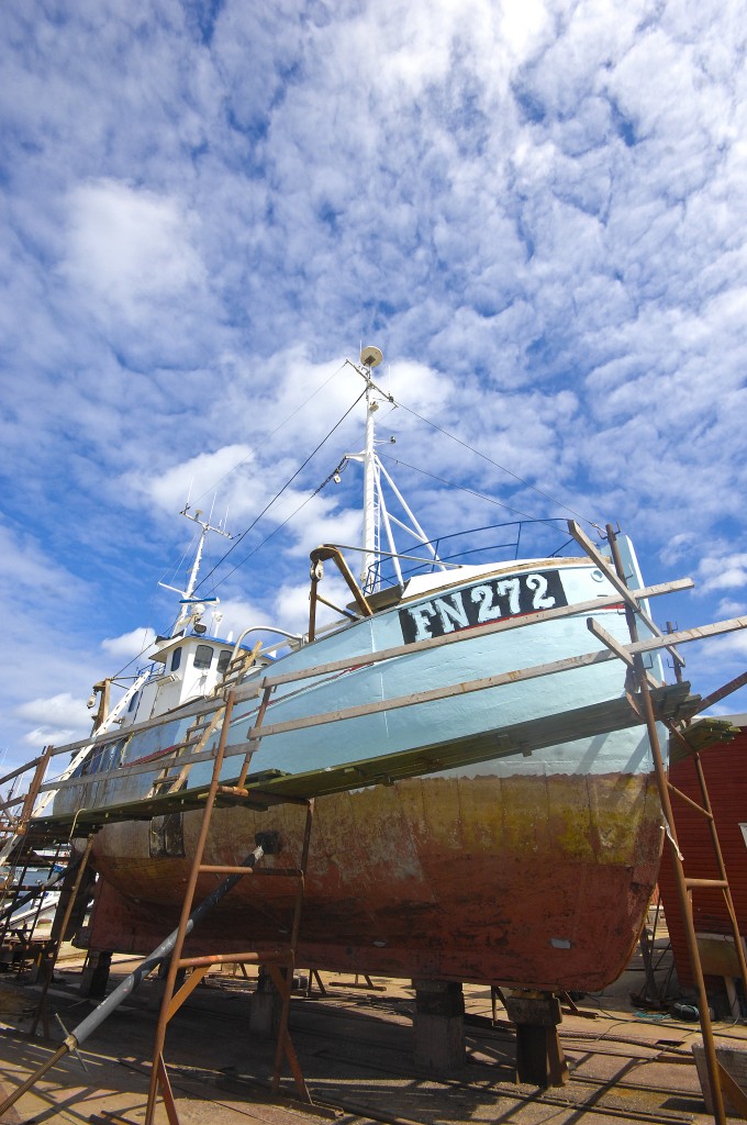 FN 272 - Fischereischiff auf der Insel Læsø. FN = Die Stadt Frederikshavn. Aufnahmedatum: 6. Juli 2012.