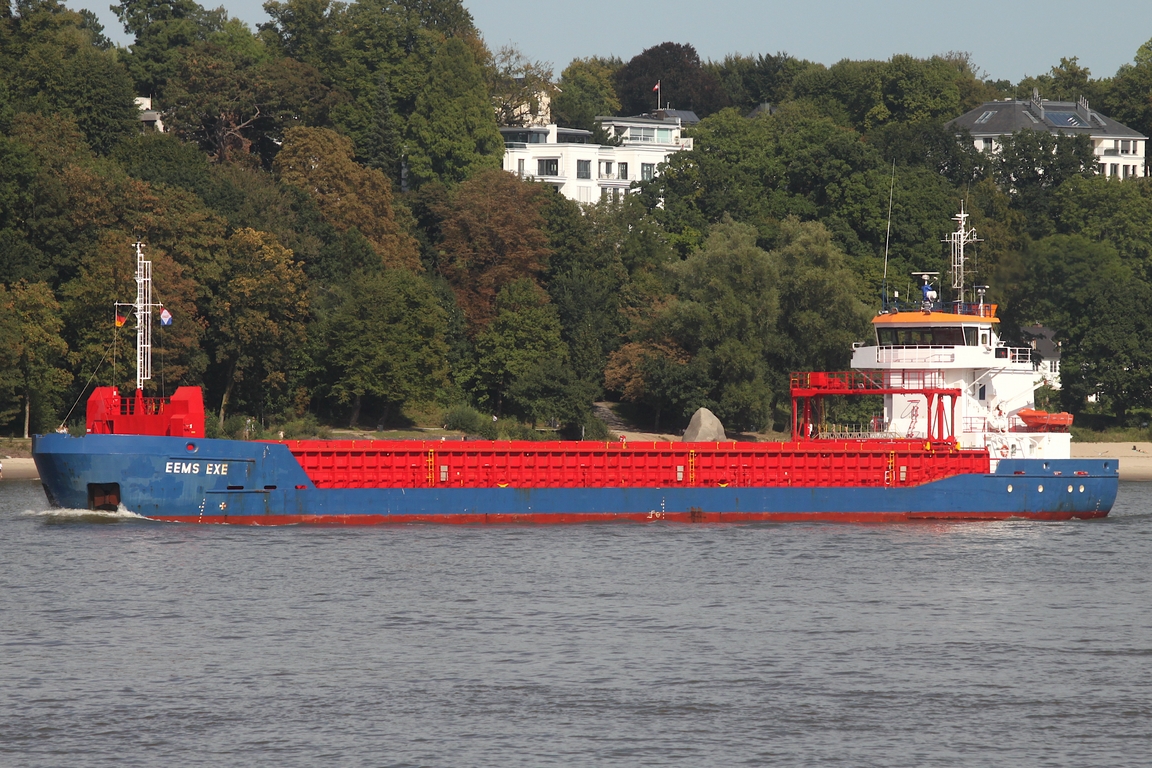 Frachtschiff EEMS EXE (IMO 9195535); Datum: 07.09.2026; Aufnahmeort: Elbe/Hafen Hamburg, Deutschland.