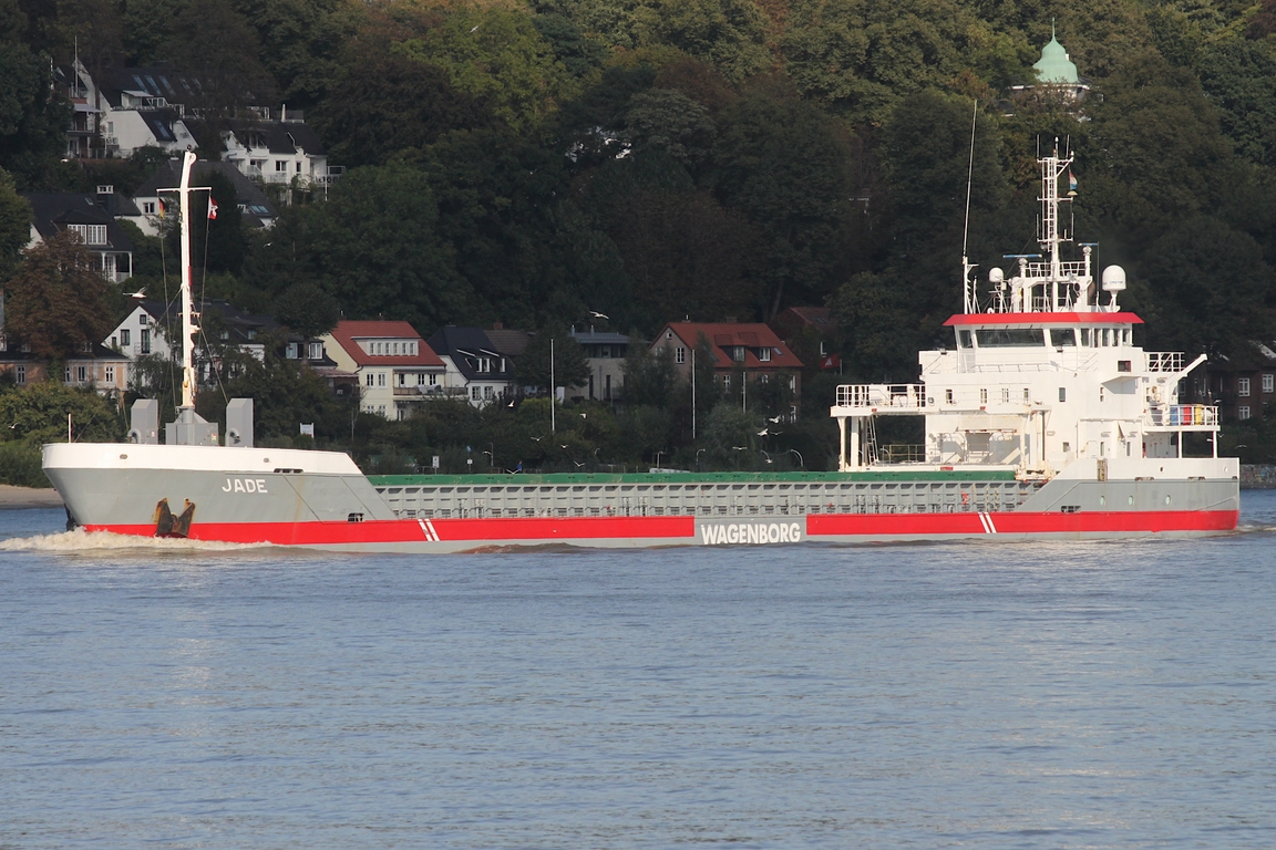 Frachtschiff JADE (IMO 9411769); Eigner/Betreiber: Wagenborg; Datum: 19.09.2025; Aufnahmeort: Elbe/Hafen Hamburg, Deutschland.