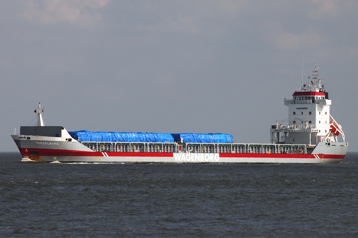 Frachtschiff MOEZELBORG (IMO 9180839); Datum: 15.09.2026; Aufnahmeort: Elbe/Cuxhaven, Deutschland.