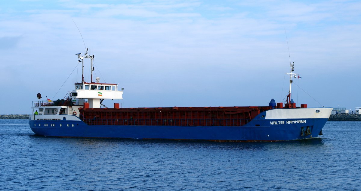 Frachtschiff Walter Hamman am 19.03.16 in Rostock  