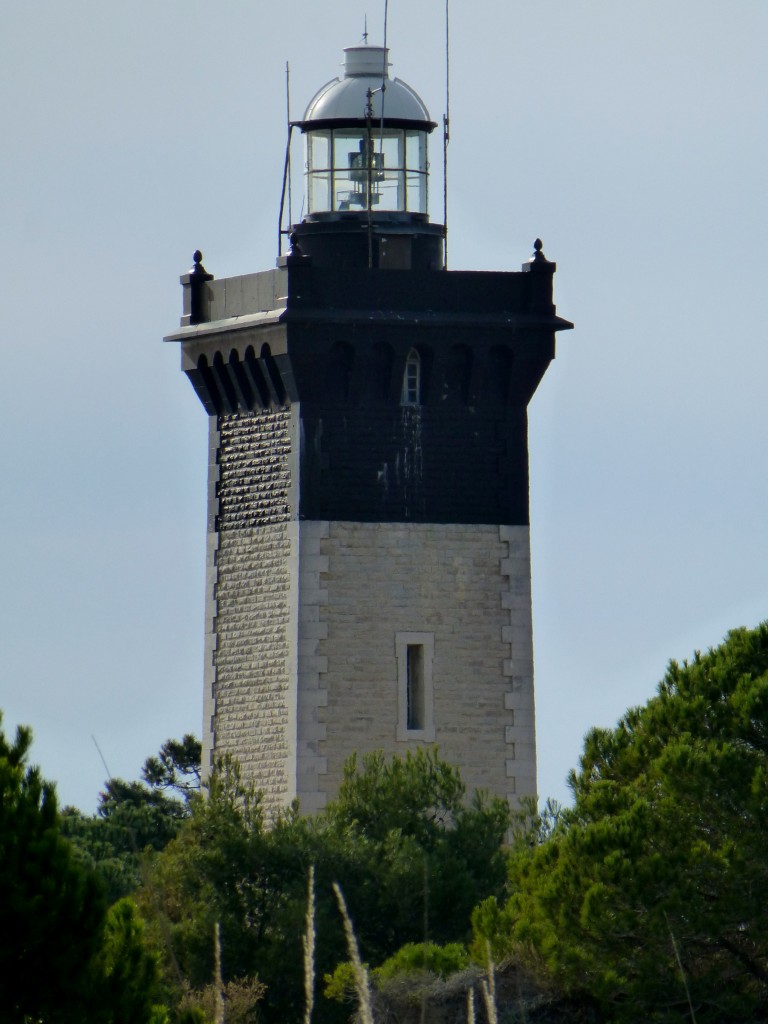 Frankreich, Languedoc, Gard, Espiguette, der Leuchtturm der Pointe de l'Espiguette (seit 1869). Höhe: 27 Meter. Reichweite: 24 Meilen. 11.02.2014


