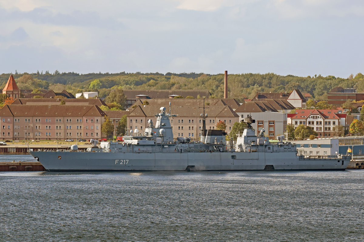 Fregatte F 217 BAYERN in Kiel am 03.10.2017