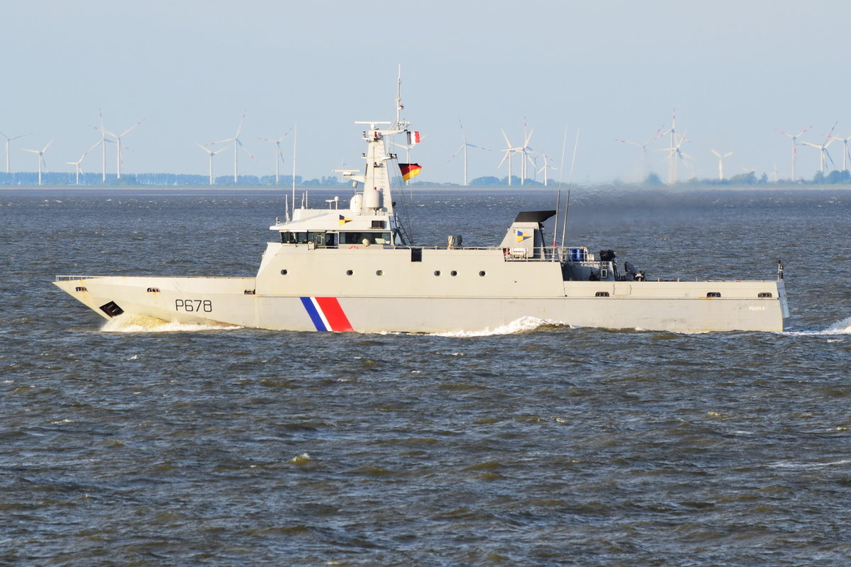 FS Pluvier (P678) , Patrouillenboot/France ,  MMSI 228262000 , 54 x 10m , Cuxhaven , 15.05.2019