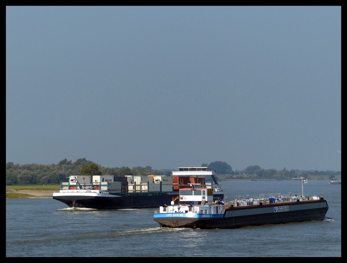 Geregelte Begegnung zwischen dem dem TMS  LRG Gas 88  und dem CMS  Marajo  auf dem Rhein.