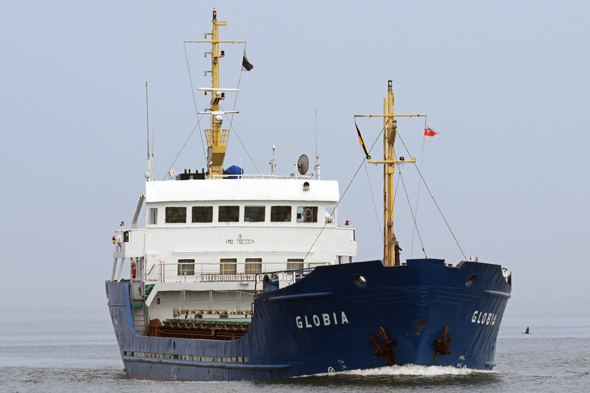 GLOBIA (IMO: 7823334, MMSI: 377455000) am 25.03.2018 in Lübeck-Travemünde einlaufend 