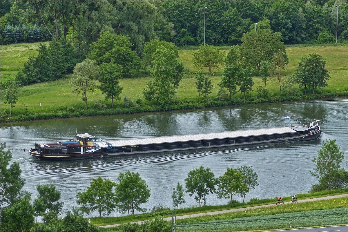 GMS „VERONIA“; ENI 04600110; Bj 1930; L 80 m; B 9,50 m; Ton 1250 t; zu Berg auf der Mosel nahe Wasserliesch. 10.06.2019 (Hans)