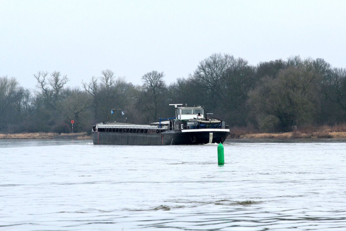 GMS Altmark (04031260) am 26.01.2018 auf der Elbe bei Storkau zu Tal.