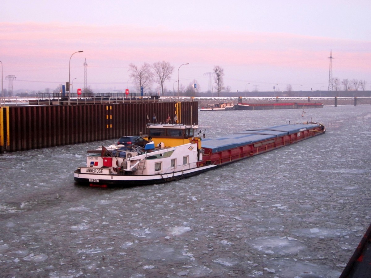 GMS Annerose (04007180) am 02.02.2014 im Rothenseer Verbindungskanal m. Fahrtrichtung Elbe / Magdeburger Häfen. 