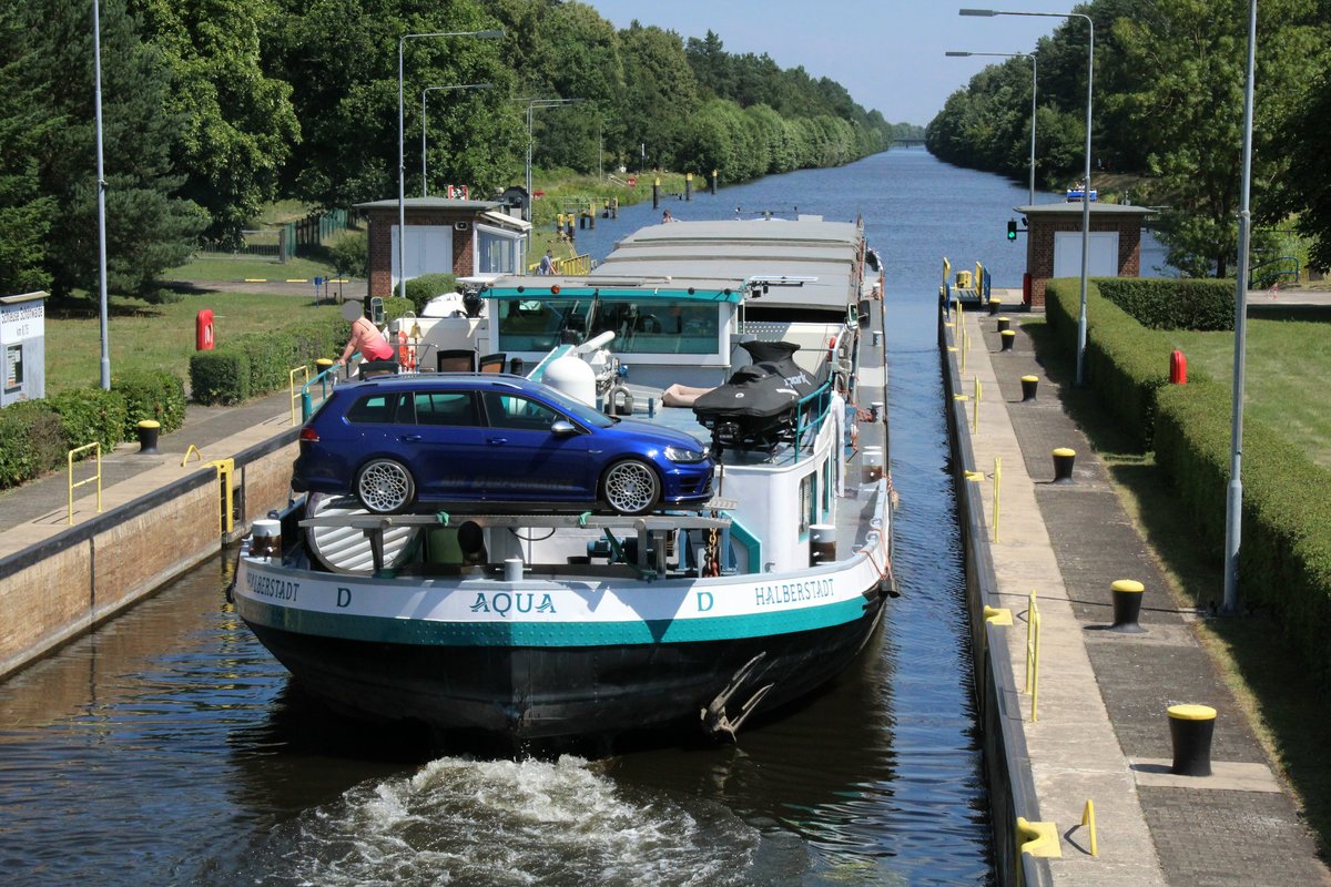 GMS Aqua (02314489 , 80 x 8,20m) am 14.07.2018 bei der Ausfahrt aus der Schleuse Schönwalde im Havelkanal zu Berg nach Schwedt/Oder. 