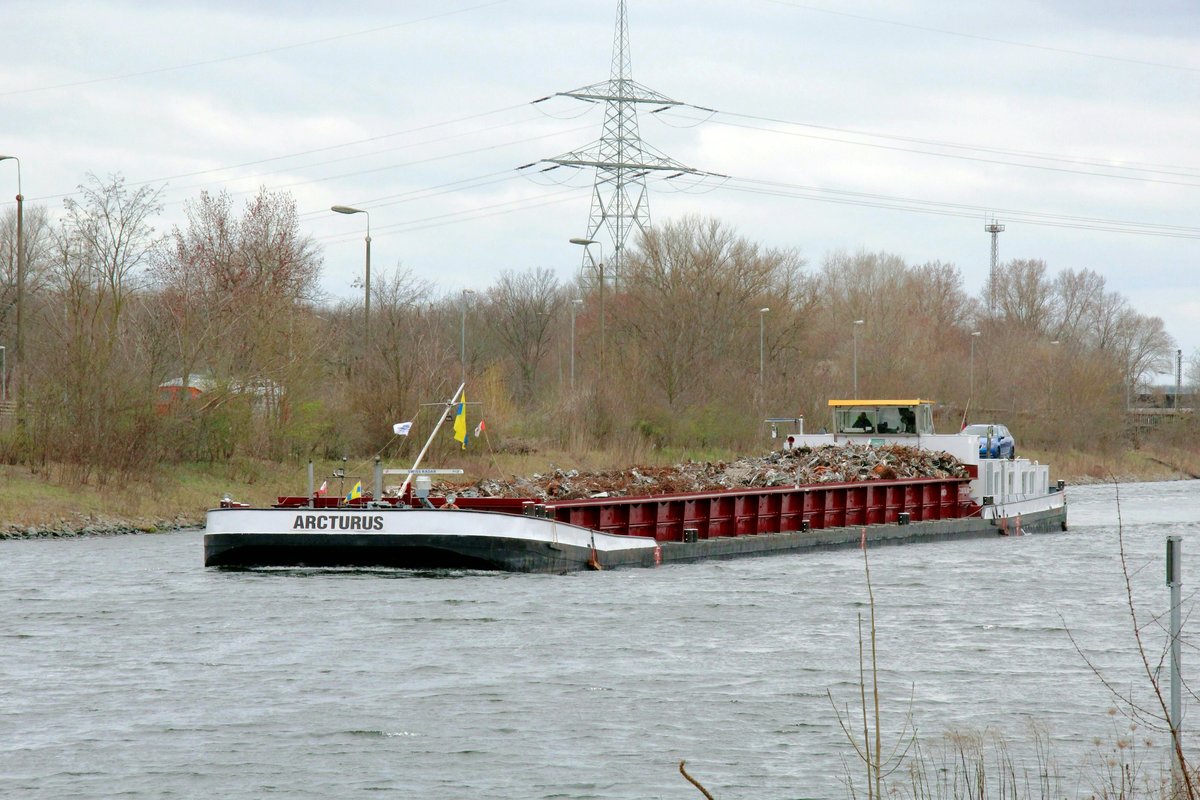 GMS  ARCTURUS  (04018710 , 80 x 9m) kam am 07.04.2021 im Silokanal / UNTERE HAVEL-WASSERSTRASSE  zu Berg zum Elektrostahlwerk Brandenburg / Havel.