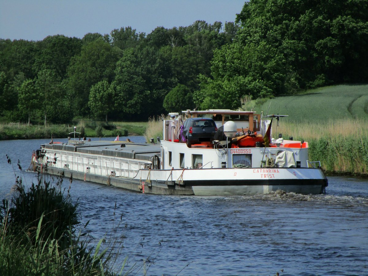 GMS Catharina (04400550 , 80 x 8,2m) am 02.06.2019 im Elbe-Lübeck-Kanal auf Talfahrt Höhe Göldenitz.