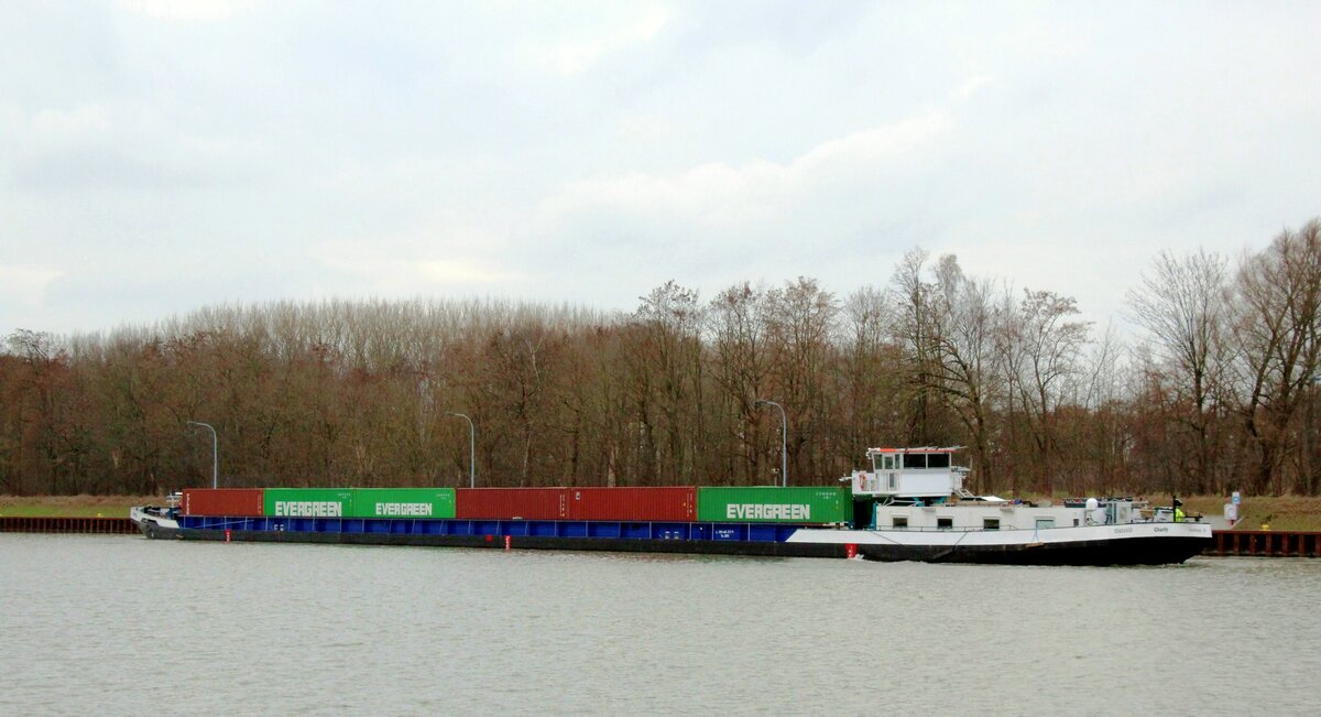 GMS  CHARLY  (05601430 , 100 x 9,5m) am 15.02.2022 im  MITTELLANDKANAL  /  Unterwasser der Schleuse Sülfeld. Das GMS machte vor der Nordkammer fest.