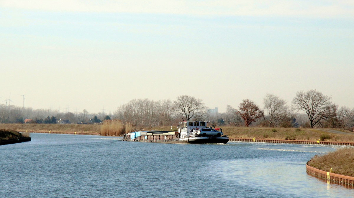 GMS  COSWIG  (04007500 , 67 c 8,20m) am 22.02.2021 im  MITTELLANDKANAL  Höhe Elbeu auf Talfahrt.