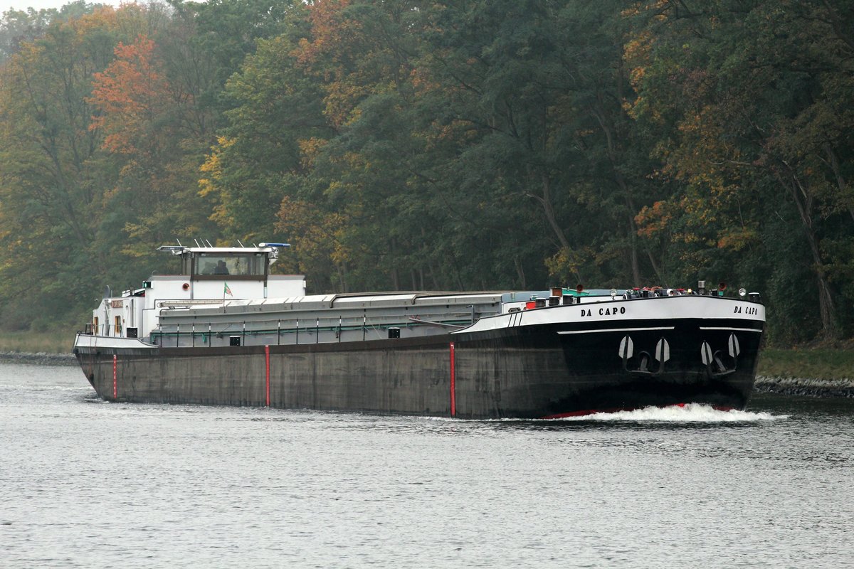 GMS Da Capo , 04300130 , 79 x 8,20m , am 17.10.2016 von Berlin kommend im Sacrow-Paretzer-Kanal (UHW) auf Talfahrt.