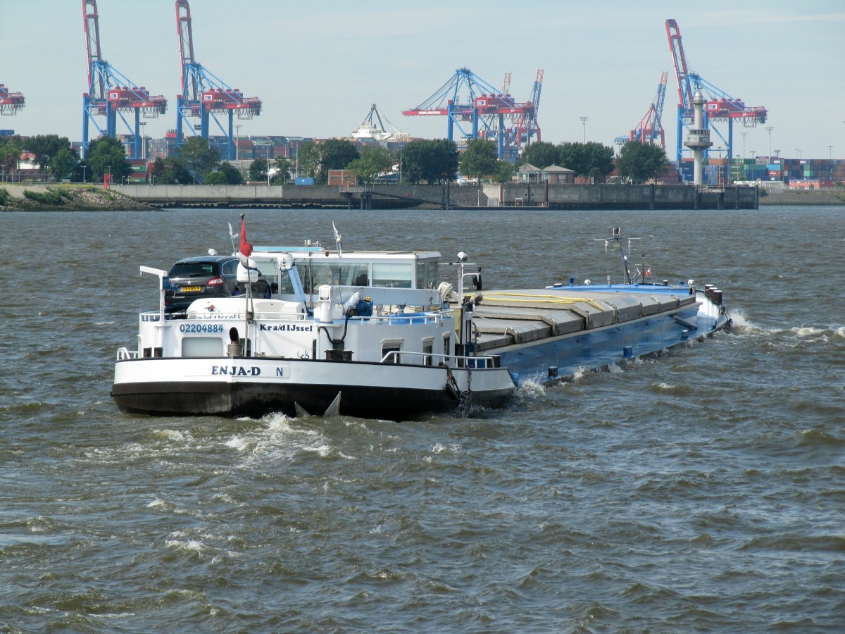 GMS Enja-D (02204884 , 80 x 8,20) am 03.07.2014 auf der Elbe im Hafen HH zu Tal.