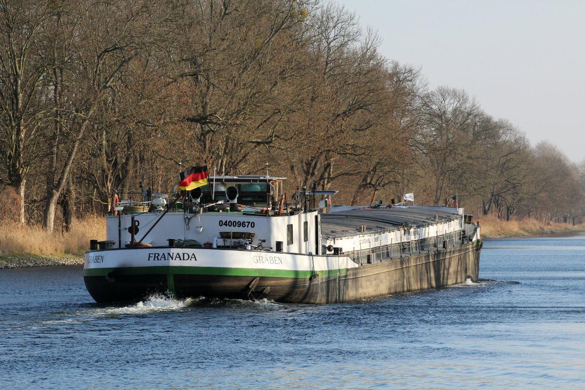 GMS Franada (04009670 , 65 x 8m) am 15.01.2018 auf dem Sacrow-Paretzer-Kanal / UHW Höhe km 31 zu Berg in Fahrt.