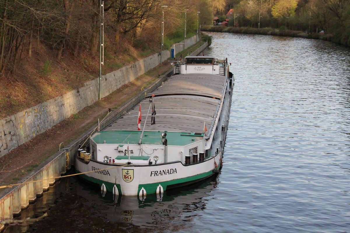 GMS Franada (04009670 , 65 x 8m) machte am 16.04.2020 im Teltowkanal in Berlin-Kohlhasenbrück Feierabend.