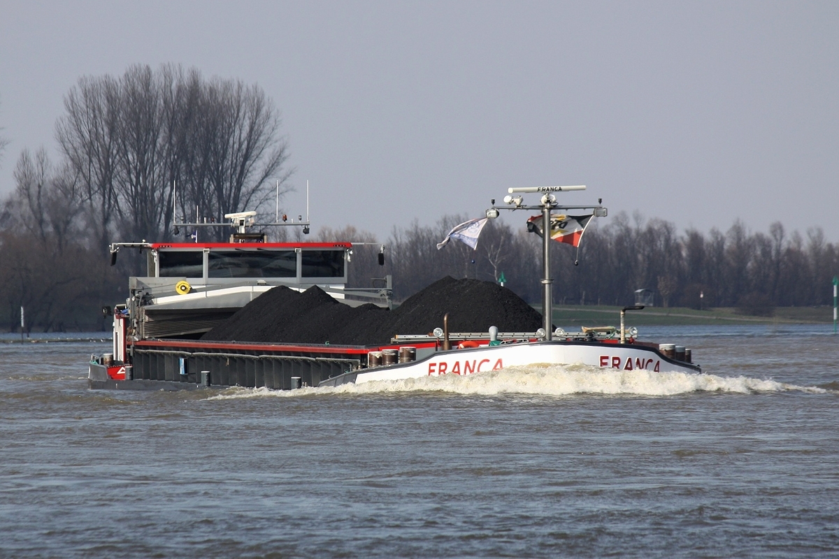 GMS Franca- ENI: 02321099 am 27.02.2016 auf dem Rhein km 824 bei Xanten.