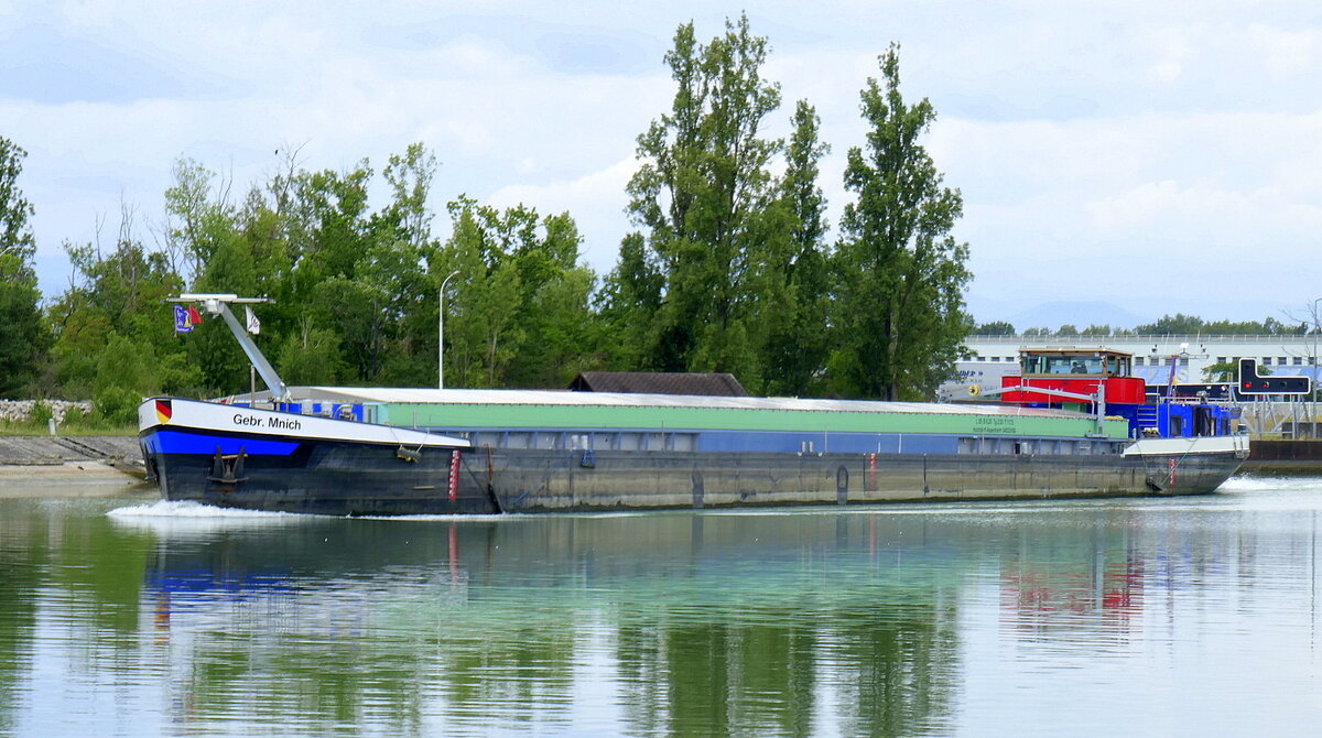 GMS Gebr.Mnich, ENI 04032460, rheinaufwärts nach der Staustufe Vogelgrün/Elsaß, Aug.2025