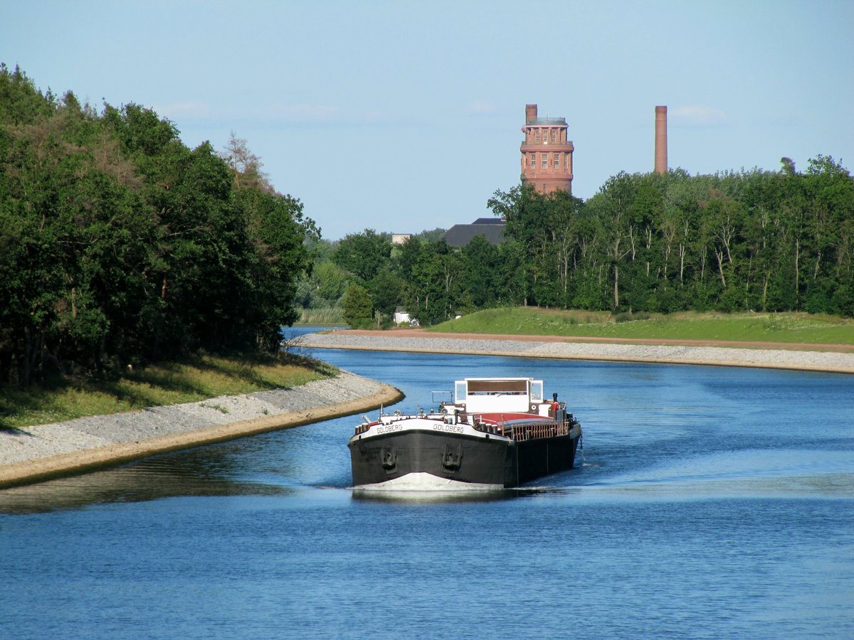 GMS  GOLDBERG (04031090 , 67 x 8,20m) am 23.06.2020 im neu ausgebautem Teilstück des Elbe-Havelkanales zw. dem Wendsee und der Schleuse Wusterwitz.