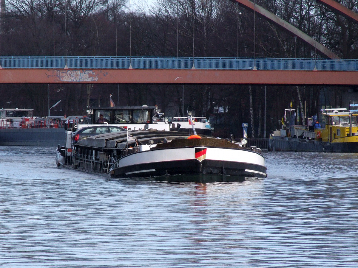 GMS Havelstern (ENI:04013290) L.70m B.7,20m To.720 Baujahr 1962 am 05.02.2020 auf dem DEK am Dattelner Meer.