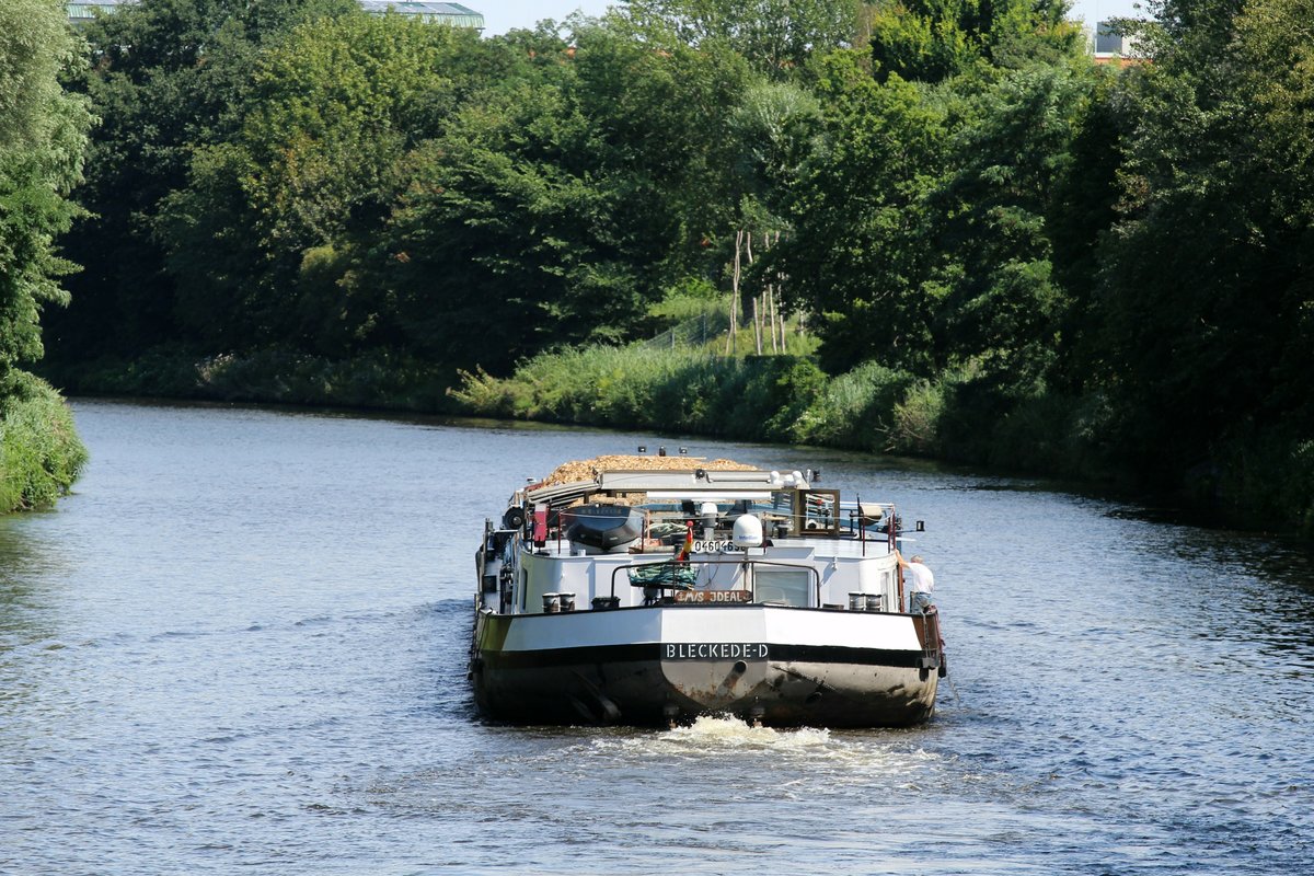 GMS  IDEAL (04604690 , 80 x 8,20m) am 05.08.2020 im Teltowkanal bei Kleinmachnow auf Bergfahrt.