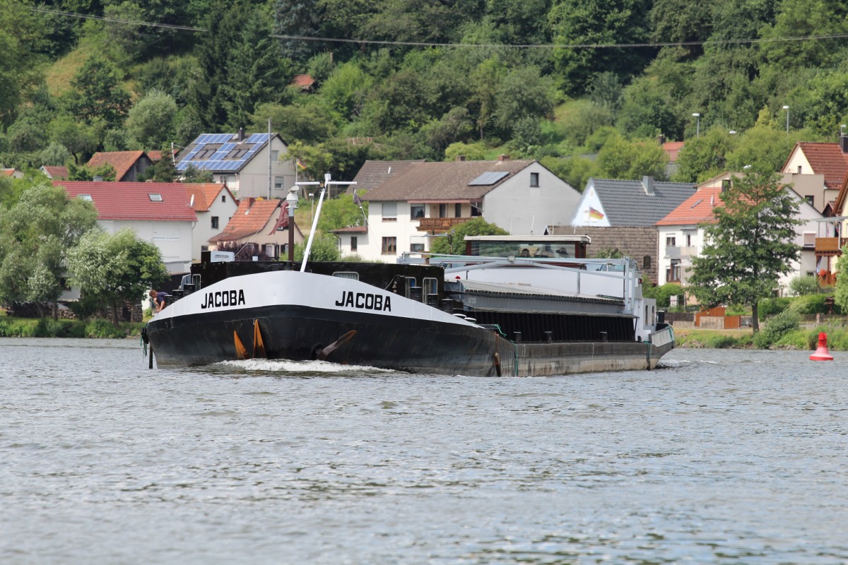 GMS Jacoba (02312674 , 94 x 9,50m) am 30.07.2013 auf dem Main bei Langenprozelten zu Berg.