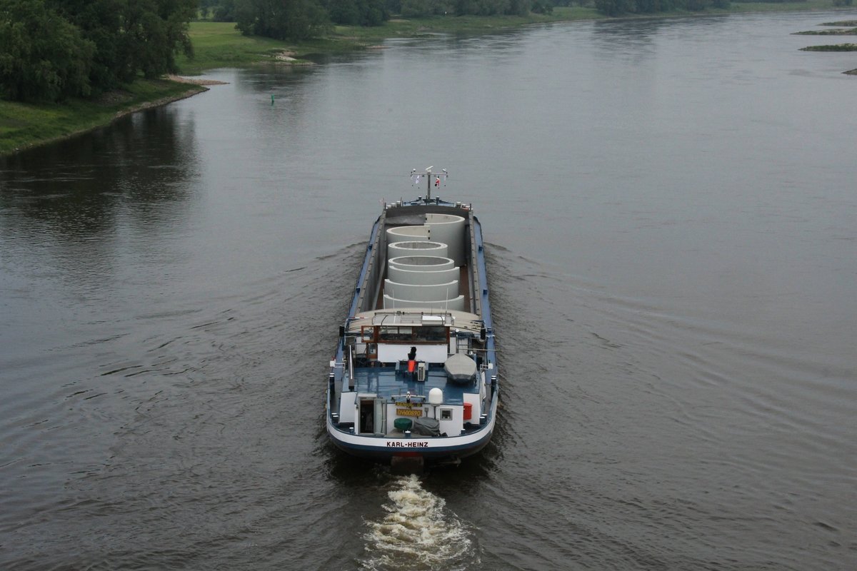 GMS Karl-Heinz (04400890 , 85 x 9m) am 21.05.2019 auf der Elbe Höhe Glindenberg auf Talfahrt.