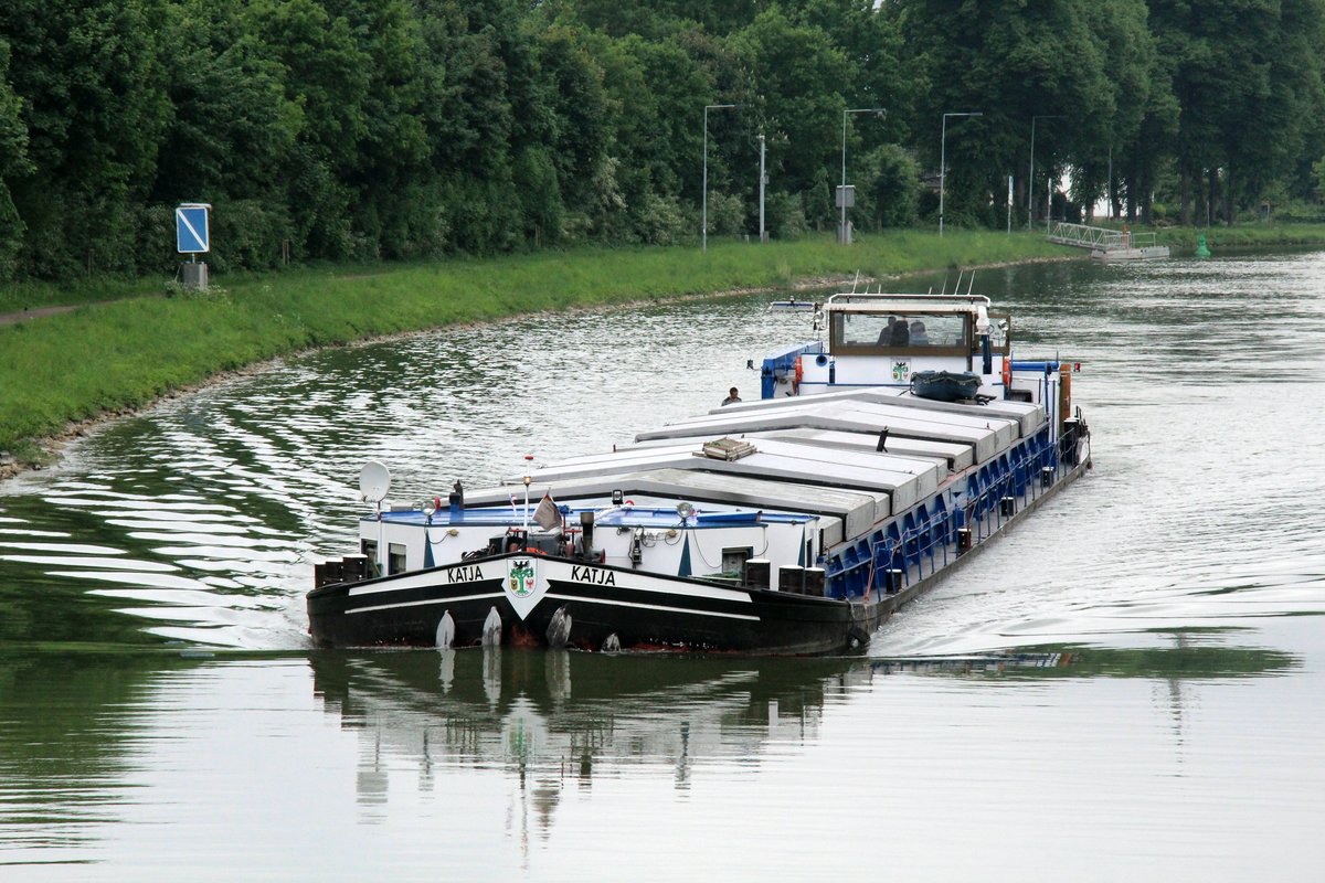 GMS Katja (04007960 , 80 x 8,20m) am 11.05.2018 im DEK zw. der Schleuse Bevergern und dem Nassen Dreieck.