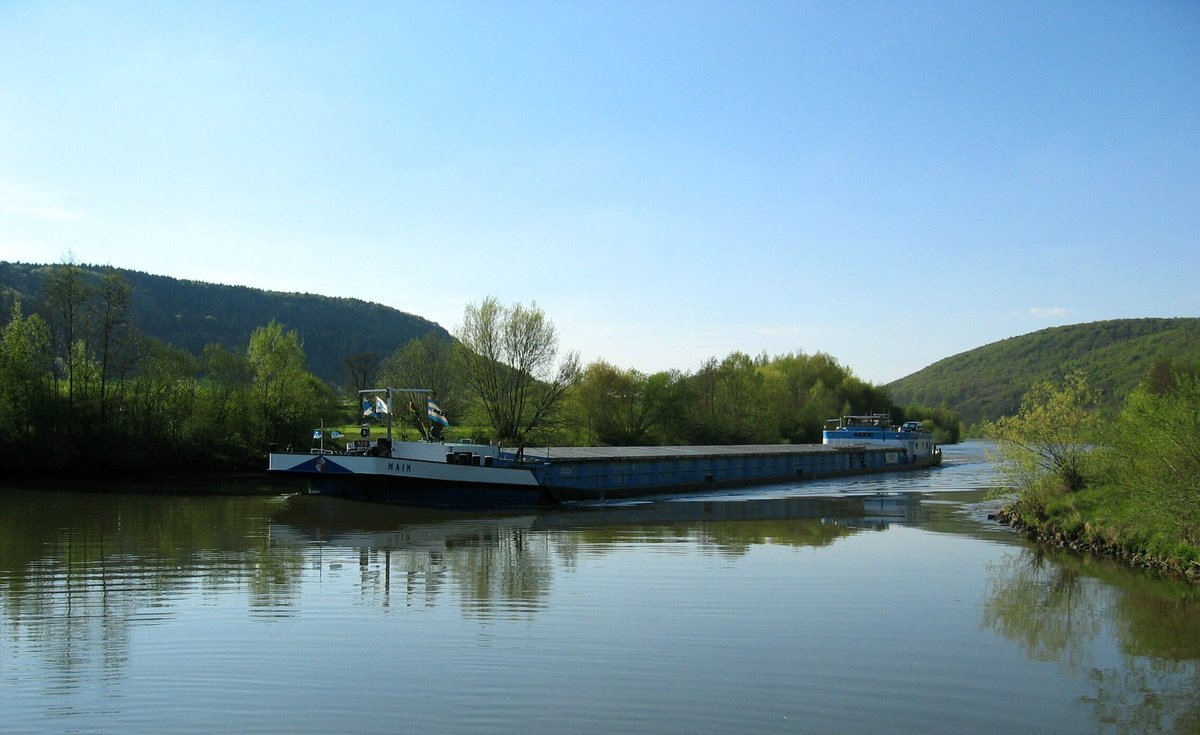 GMS Main (04503460 , 105,10 x 11m) am 01.05.2005 auf Talfahrt im Main-Donau-Kanal bei Meihern.