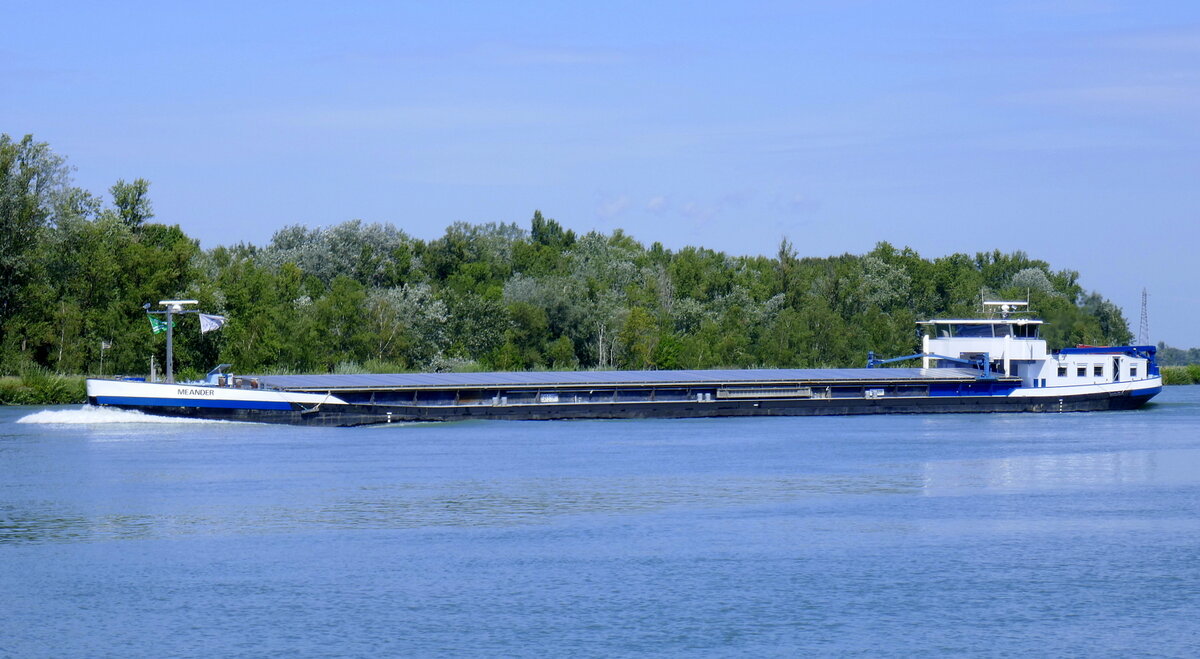 GMS Meander, ENI 02327207, rheinaufwärts nach der Staustufe Marckolsheim/Elsaß, Aug.2025