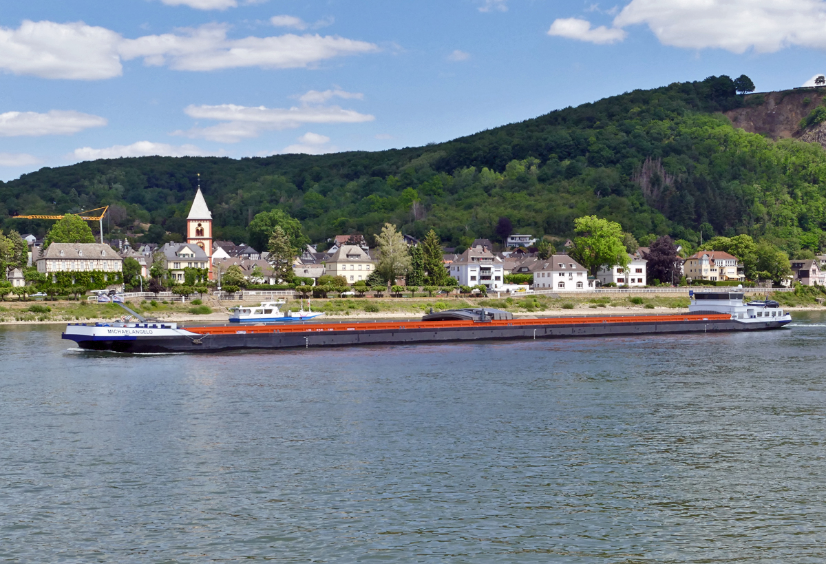 GMS  MICHAELANGELO  auf dem Rhein bei Remagen - 30.05.2020