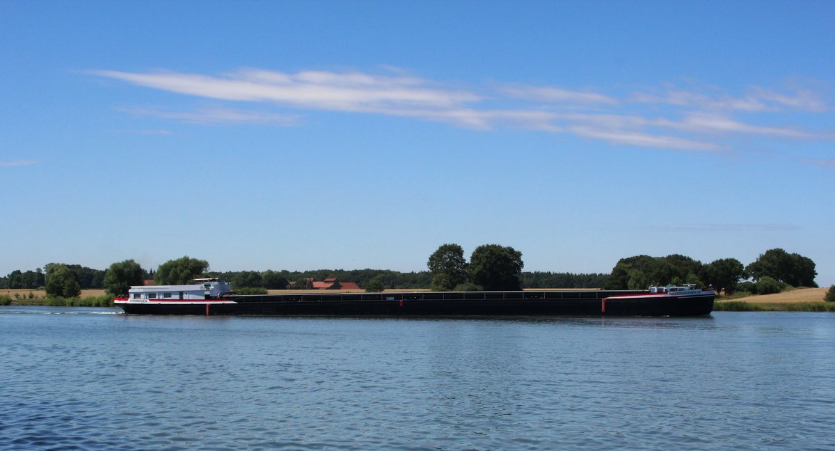 GMS NIEDERSACHSEN 22 (02323514 , 100 x 10,50m) bog am 19.07.2016 vom MLK in den ESK bei Edesbüttel ein. 