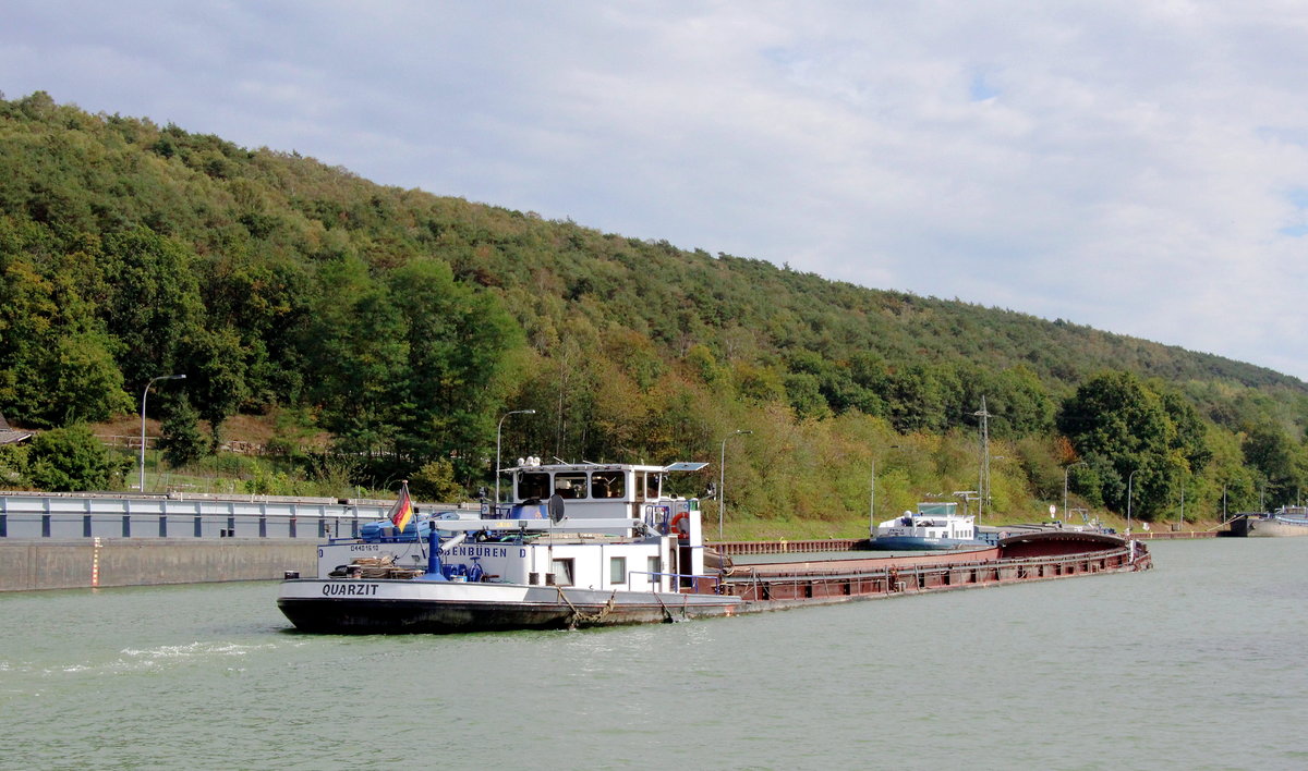 GMS  QUARZIT  (04401610 , 85 x 8,25m) am 02.10.2020 im  DORTMUND-EMS-KANAL  Höhe Bergeshövede auf Bergfahrt.