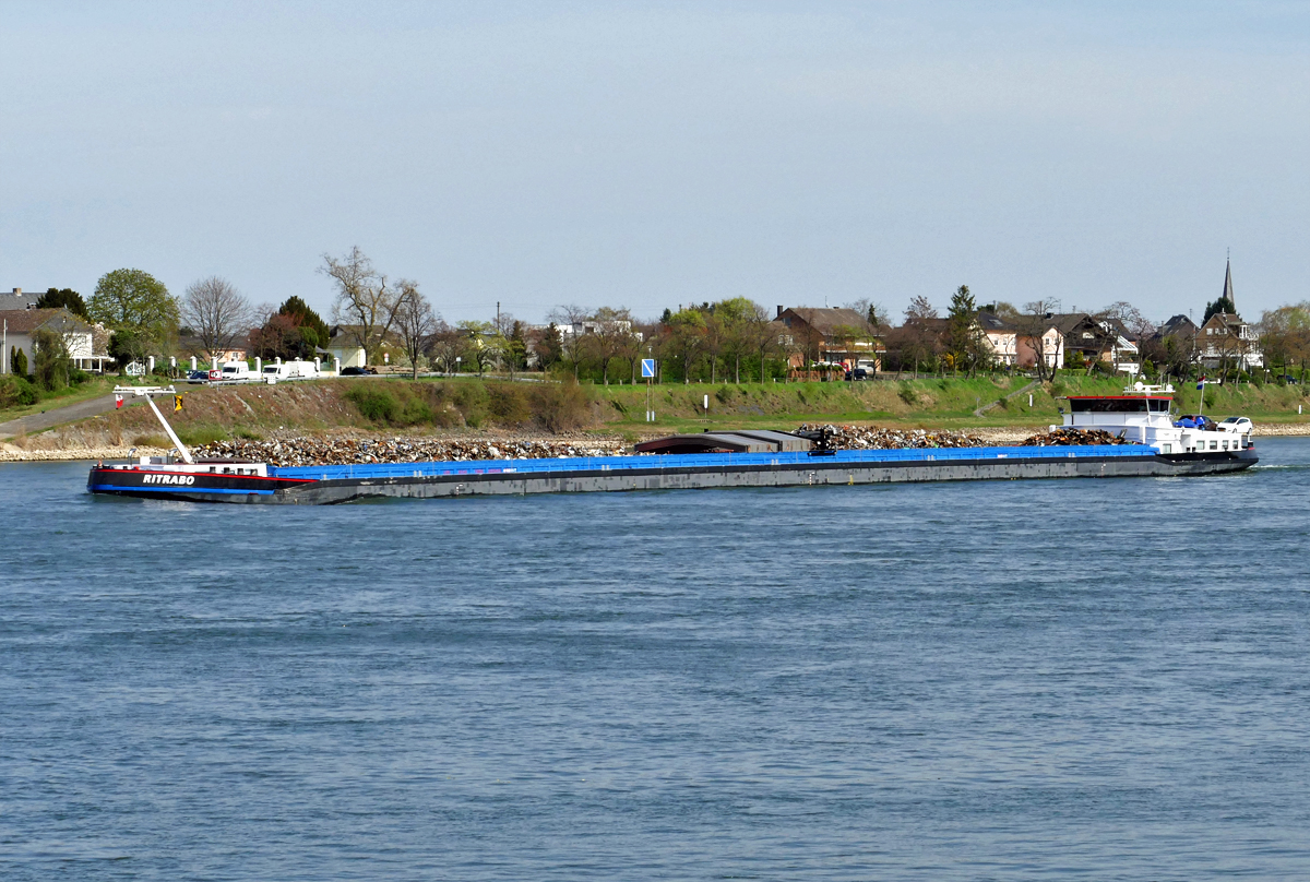 GMS  Ritrabo  auf dem Rhein in Wesseling - 31.03.2017