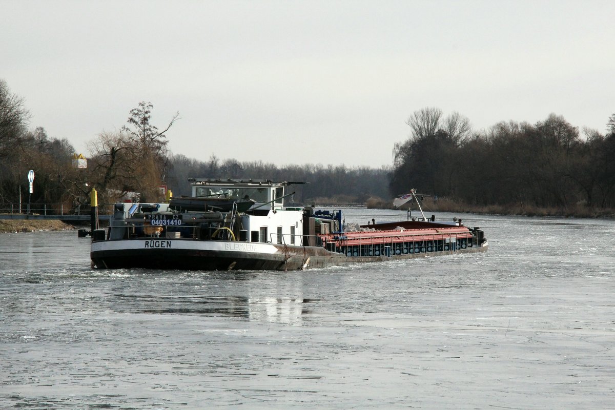 GMS Rügen (04031410 , 67 x 8,20m) am 27.02.2018 nach der Bergschleusung in Brandenburg auf der Havel Richtung Berlin unterwegs.