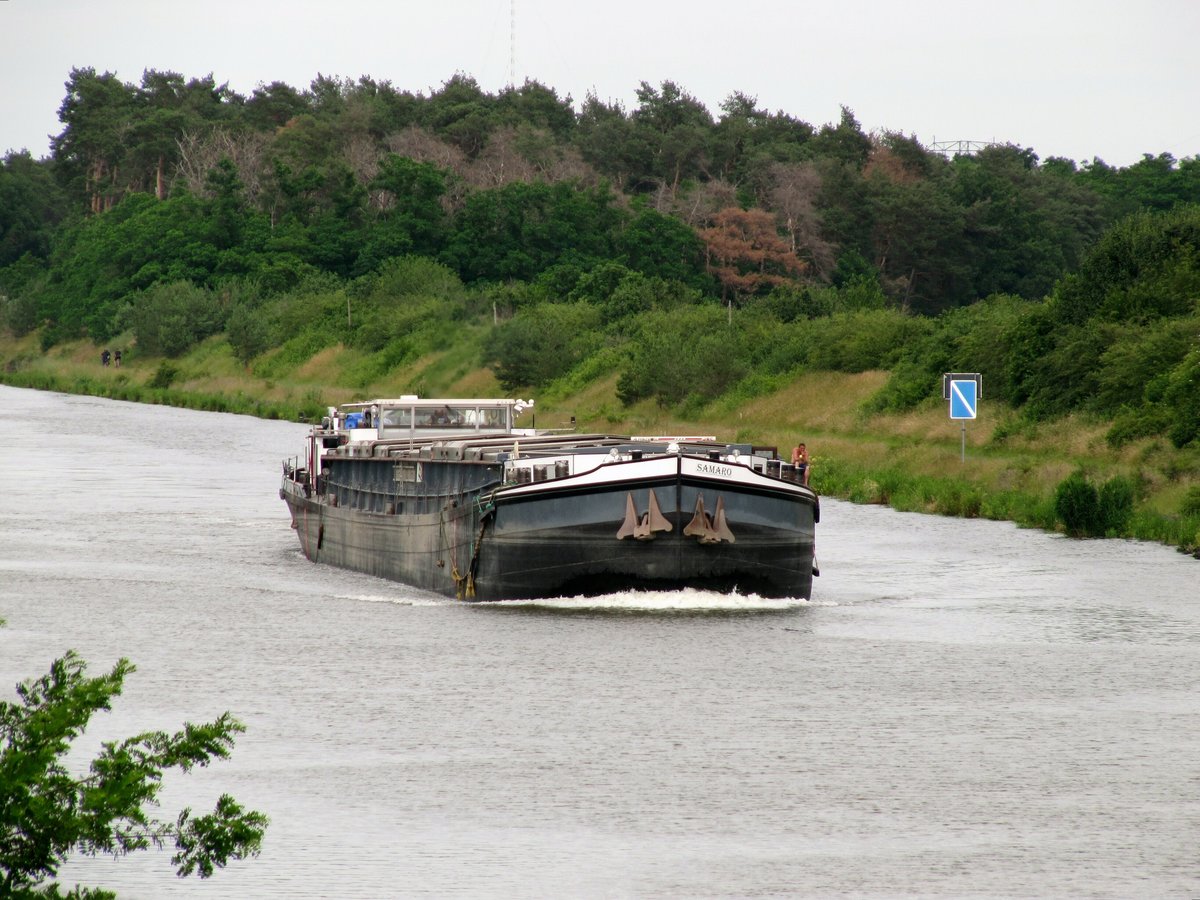 GMS  SAMARO  (04601590 , 80 x 9,50m) am 24.06.2020 im Elbe-Havel-Kanal zw. Burg (bei Magdeburg) und der Schleuse Hohenwarthe auf Talfahrt.