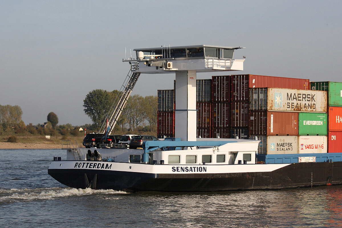 GMS Sensation (ENI:02326239)auf dem Rhein bei Xanten am 23.10.2019.