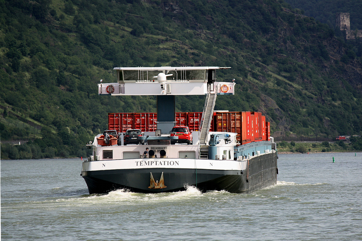 GMS Temptation (ENI:06105081) am 05.06.2019 auf dem Rhein bei Oberwesel.